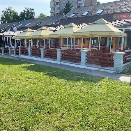 Гостевой дом Kiskakas Etterem 3*