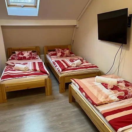Kiskakas Etterem 3* Залаэгерсег