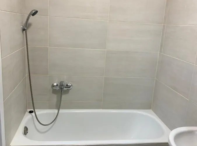 Kiskakas Vendéglő és Panzió 3*