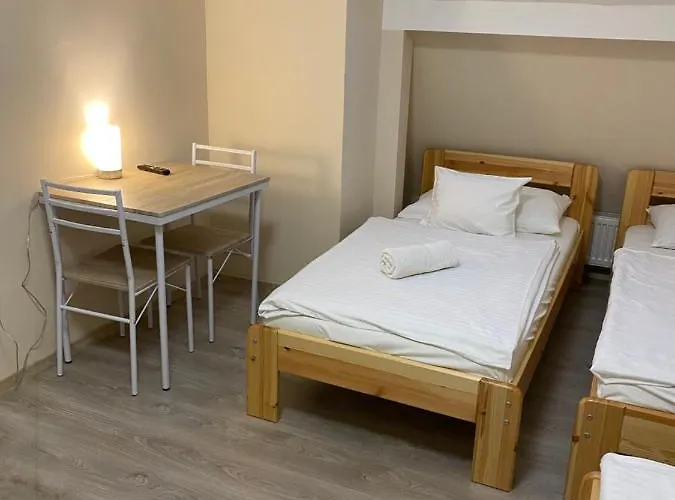 Kiskakas Vendéglő és Panzió Vendégház 3*