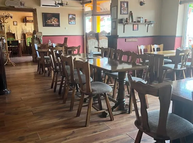 Vendégház Kiskakas Vendéglő és Panzió 3*