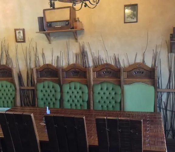 Vendégház Kiskakas Vendéglő és Panzió